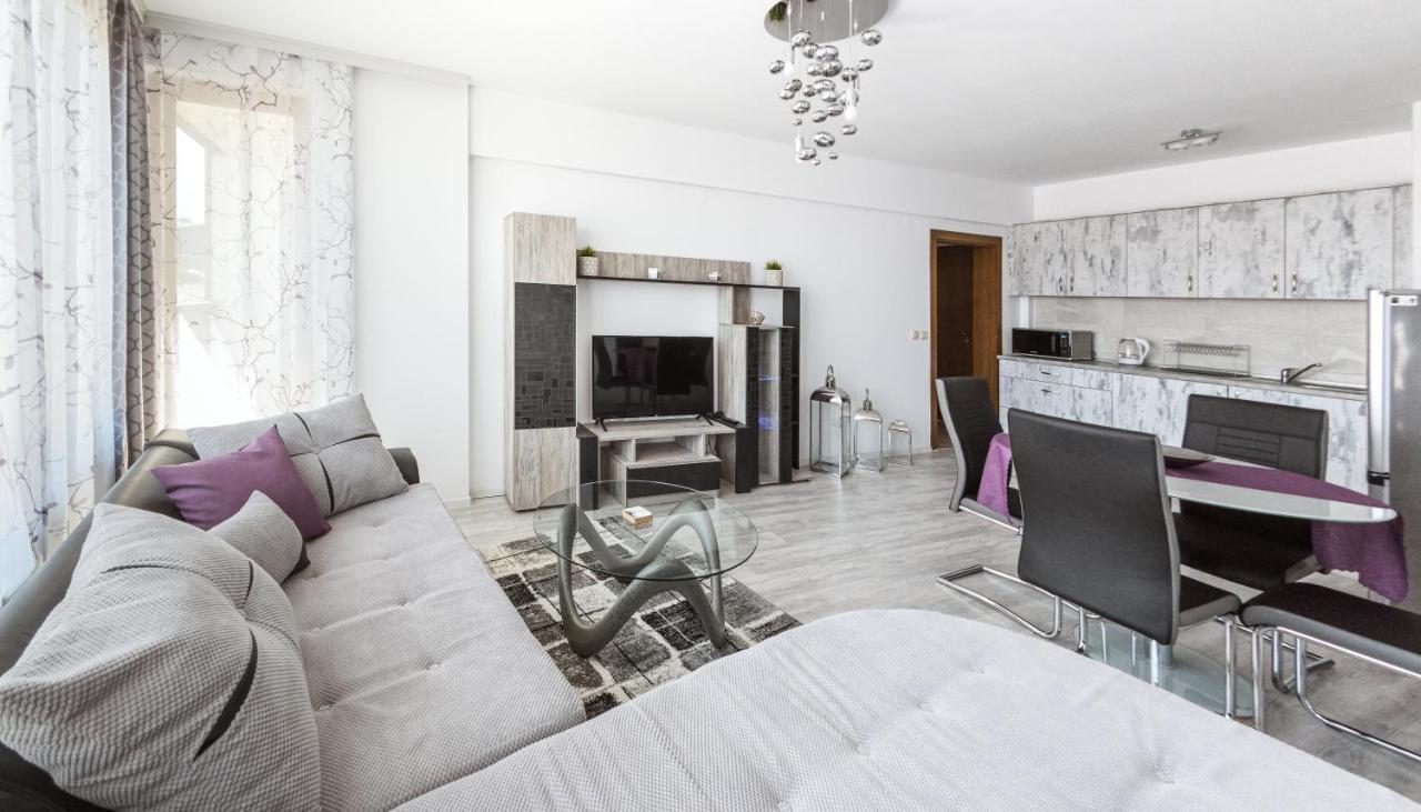 Next To Gondola. Cosy & Elegant 2 Bedroom Apartment In Neon Complex Bansko Buitenkant foto